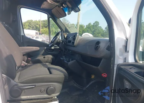 2022 Mercedes-Benz Sprinter 2500 High Roof V6 from USA, damaged, VIN W1Y4ECHY6NT116545